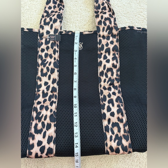 Victoria’s Secret mesh shopper with leopard accent cheetah  handles - Picture 7 of 8